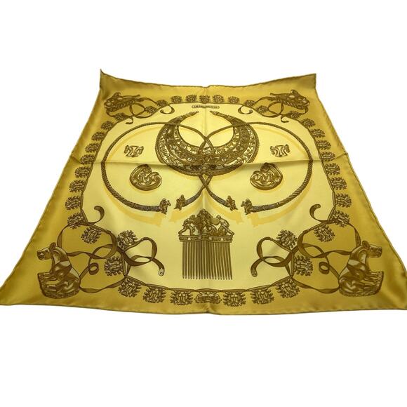 HERMES LES CAVALIERS D'OR 100% Silk Square 45 (RARE) - Picture 2 of 7